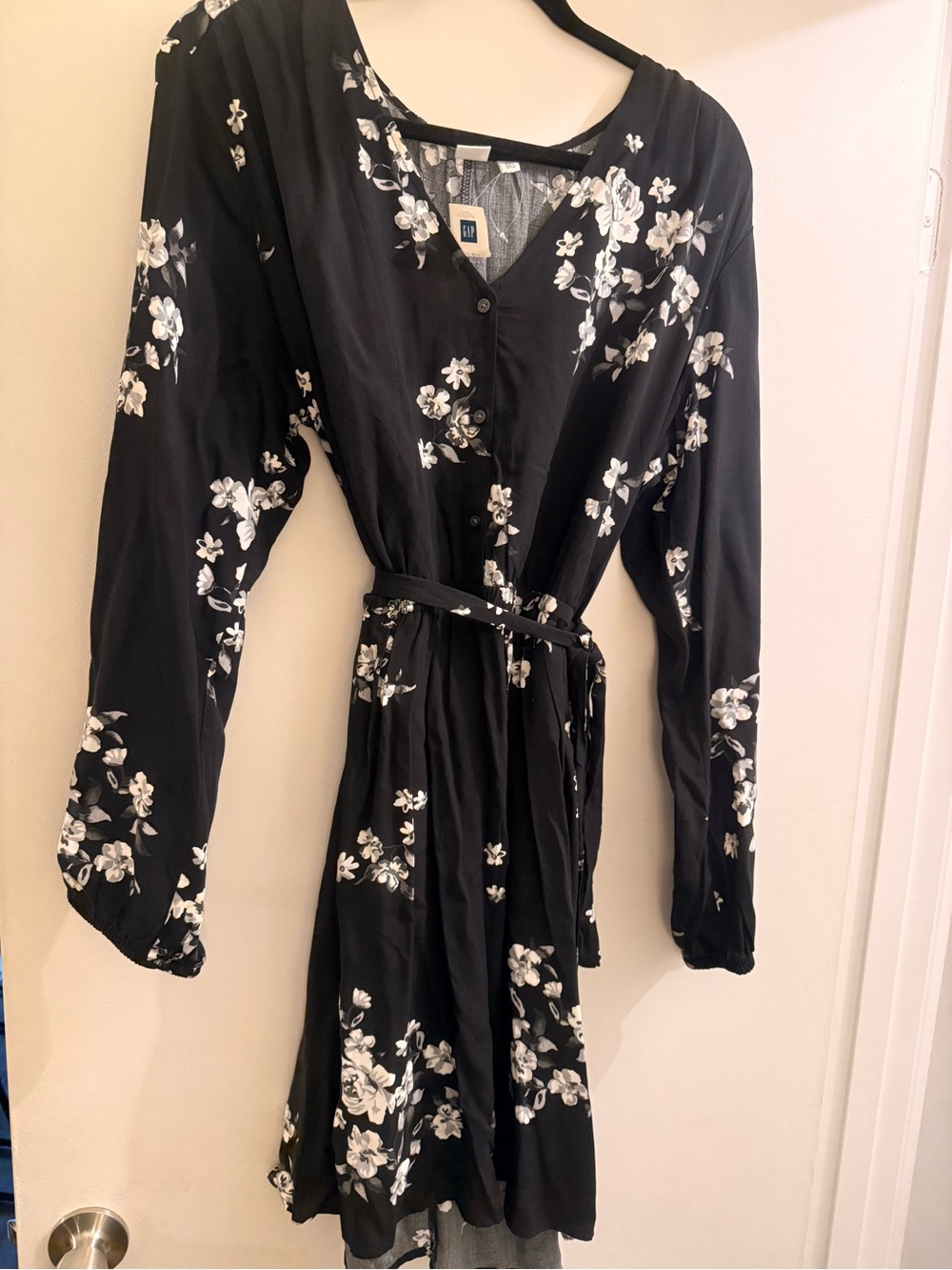 GAP Black Dress with White Floral Print and Waist Tie - NWT